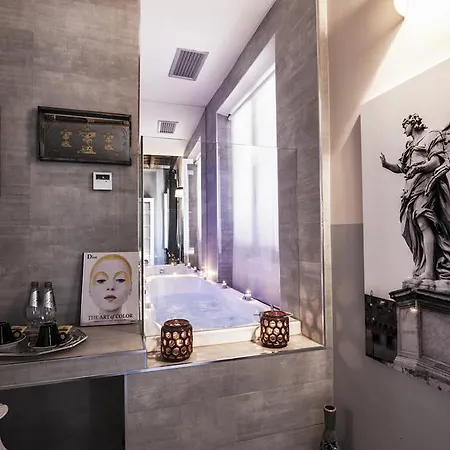 Town House Spagna- Luxury With Jacuzzi Bath 4* רומא