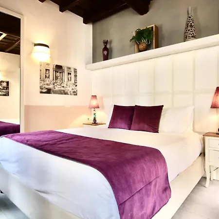 Town House Spagna- Luxury With Jacuzzi Bath 4* 로마
