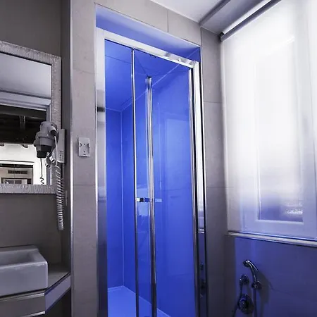 Casa de hóspedes Town House Spagna- Luxury With Jacuzzi Bath *