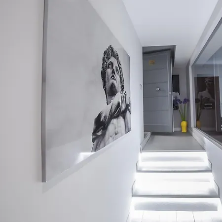 Town House Spagna- Luxury With Jacuzzi Bath Konukevi 4*