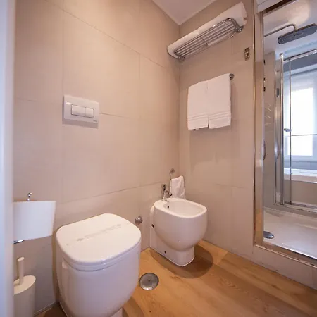 Casa de hóspedes Town House Spagna- Luxury With Jacuzzi Bath *